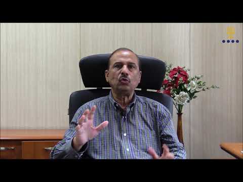 Dr. S. R. Musanna - Director IMT CDL  addresses the students of July 2021