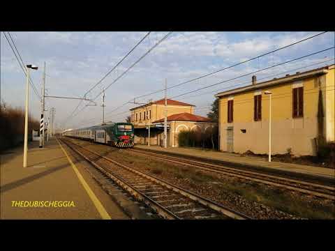 REGIONALE VELOCE DI TRENORD IN TRANSITO A PONTECURONE. (AL) SAB. 8 - 2 - 2020.