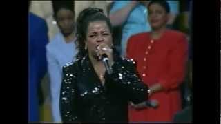 Shirley Caesar- Sweeping Through The City (LIVE)