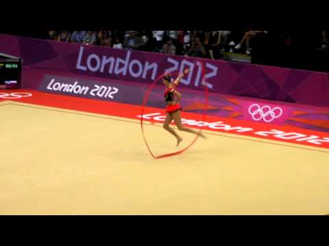 Polish rhythmic gymnast Joanna Mitrosz in London.MP4