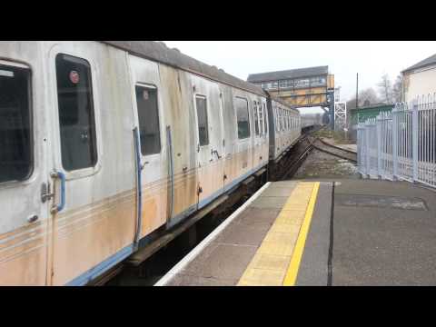 66705 hauling 2 4vops through Canterbury West