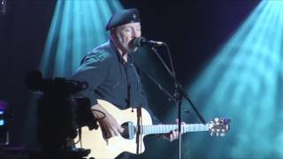 Richard Thompson   Genesis Hall  Cropredy 2012