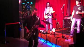 Ojos de Serpiente (Tributo a fito&amp;fitipaldis) en BackStage