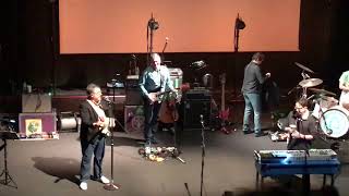 They Might Be Giants performs “Minimum Wage” 3/6/20 Chicago