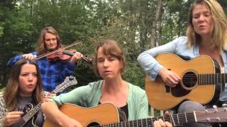 Della Mae - Over and Over