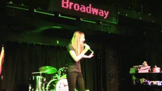 KELLY KING SINGS DYFING GRAVITY FROM WICKED- TRUELY AMAZING