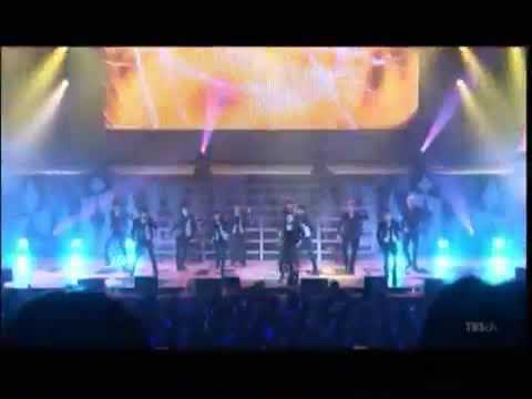 SUPER JUNIOR  -  "A Man In Love"