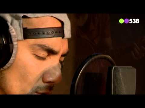 Wudstik - Omarm (The voice of Holland 2013)