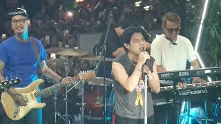 Download lagu RONY PARULIAN Angin Rindu Live Mitsubishi Anjungan Sarinah 18-7-2025 mp3