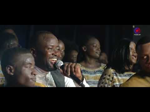 NA TONDI NA KIESE Live concert Showbuzz -  Par Enoch Mulopo feat Fiston Nsungu