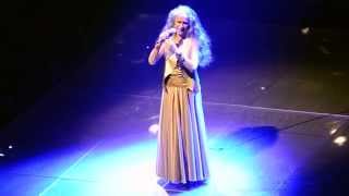 Dona do dom | Maria Bethânia