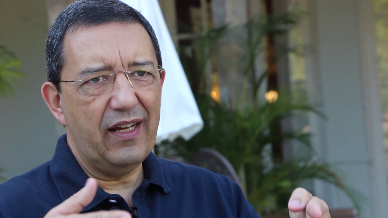 Igreja Simples por Josué Campanhã