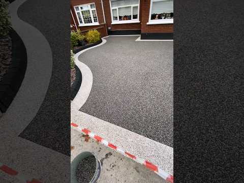 Driveway Transformation using the Resin Bound. #resinbound #oddlysatisfying #driveway #paving
