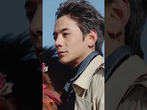 Tenzin:"In winter I gallop across the wilderness, chasing the trail of the wind."