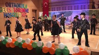 Özel Ataşehir Doğa Koleji - 4. Sınıf Mezuniyet Dansı (Up Town Funk)