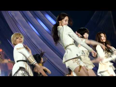 (MAMA 2011 Singapore) 111129 SNSD - The Boys