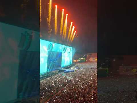 오늘 Palco Mundo 스테이지를 꽉 채워준 스테이의 열기, 함성 소리 잊지 않을게요! 🎸⚡