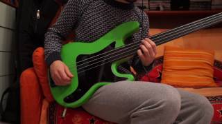 Video thumbnail for Kiesel PB 4 fretless bass chillout by AZ's Bass & Gear