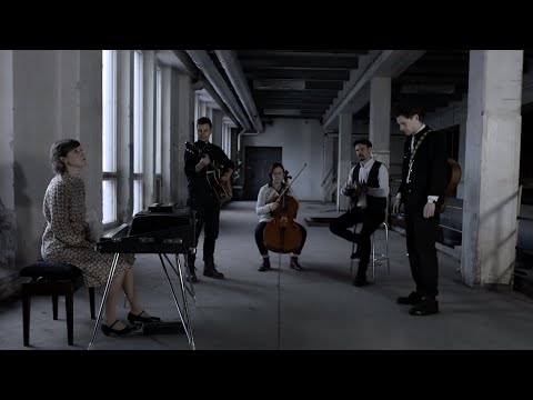 Månskensbonden med Iiris Viljanen - Stormin (livesession)