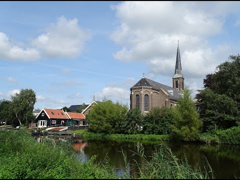 Ilpendam in beeld met o.a. De Noord, Dorpsstraat, Veerpont, Hervormde Kerk, Monnickendammerrijweg