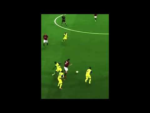 Zlatan Ibrahimovic Dribbling 🔥