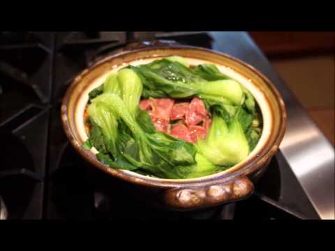 How to Make Chinese Sausage and Rice Clay Pot (如何做臘腸煲仔飯)