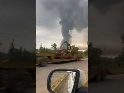 CONTINUA EL ENORME INCENDIO. Más en la descripción #venezuela #zulia