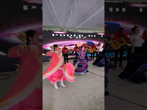 Promotora Alkimia con Vane Miranda en la Celebración del de la Independencia 2025