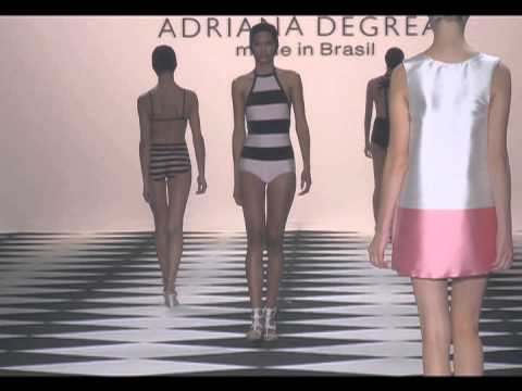Desfile Adriana Degreas 07 08 2013
