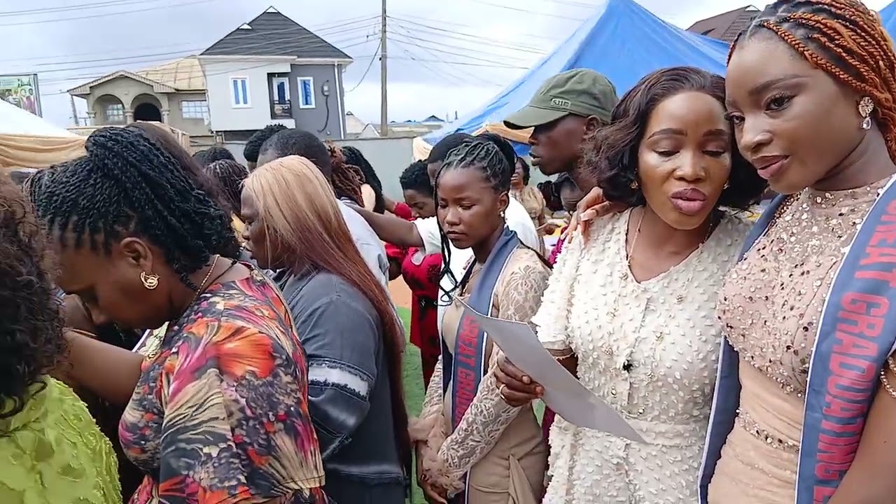 Hours of prayer for the graduants