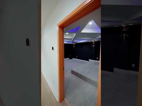 Vertical Reel – McLean