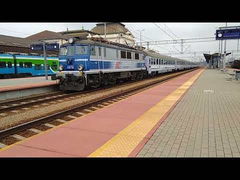 EU07-317 z pociągiem PKP IC Mehoffer relacji Przemyśl Gł - Szczecin Gł + miły maszynista /Tarnów