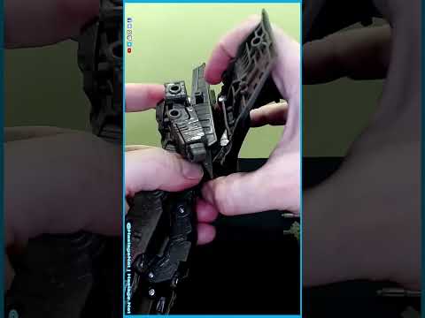 #Transformers War For Cybertron Trilogy Voyager Netflix Sparkless Seeker #Shorts