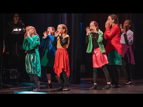 Le Magicien d’Oz (extrait): « Les Mouchequines »