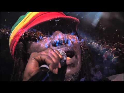 Alpha Blondy / Ne Tirez Pas Sur L'Ambulance / Live Paris Zenith 09 Mai 2009