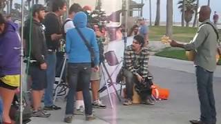 Darius Rucker singing Alright at Venice Beach ( Hootie and the Blowfish)  California may 2009