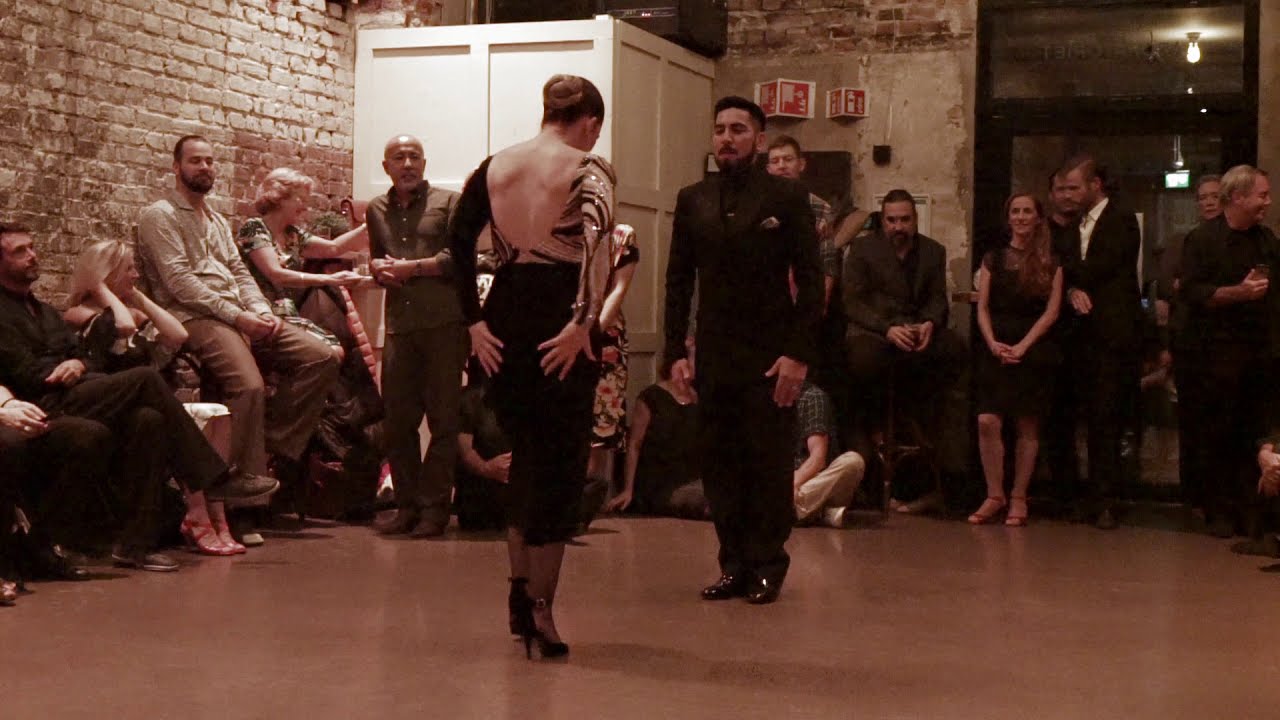 Jose Luis Salvo & Carla Rossi - Milonga del 83  (3/5)  Oslo Tango