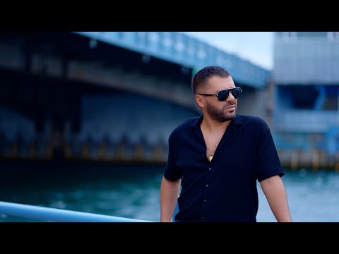 Agit Aykut - Belki Üstümüzden Bir Kuş Geçer