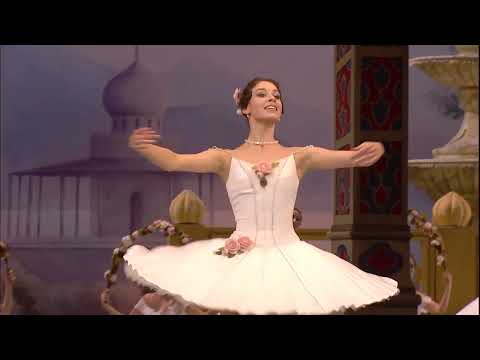 Corsaire Act 2 Gulnare Variation Daria Khokhlova