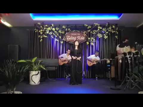 Thể hiện bởi Hoài Mỹ