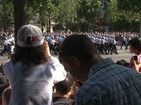 comment assister au defile du 14 juillet 2012