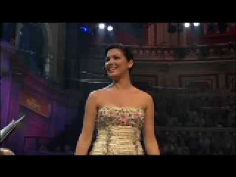 Anna Netrebko-Musetta - Quando m'en vo - waltz from La Boheme by Puccini - live