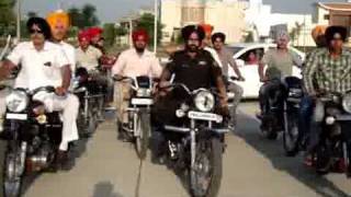 Manjit Singh  ferozepuria Tying Turban  While Riding ( First Time EVER ) World Record   94635-95040