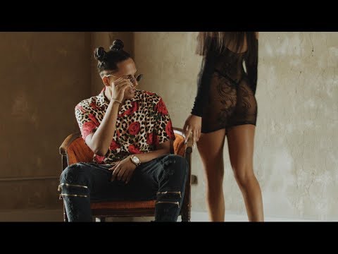 Davis Flow - Locura Sin Cura (Official Music Video)