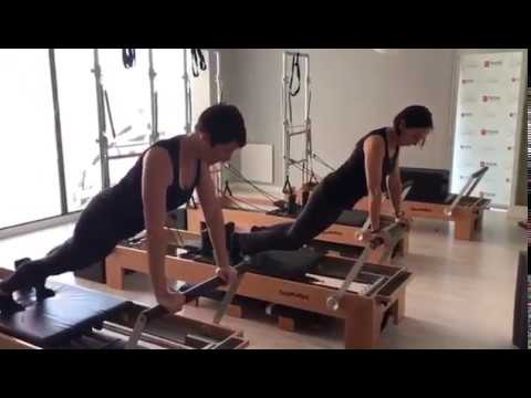 PLANCHA ABDOMINAL EN REFORMER