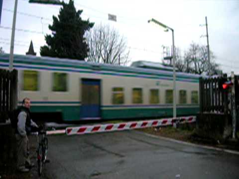 Ultimi passaggi a livello a Milano: Via San Cristoforo (05.03.2009)