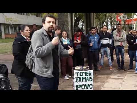 Aula pública do presidente do MTST Guilherme Boulos no campus do Vale