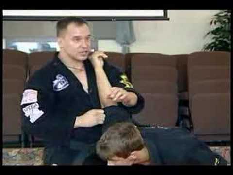 Master Drew Serrano teaching a punch defense