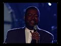 I Bow My Knee - Ron Kenoly + Lyrics