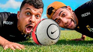 JOGANDO FUTEBOL mas é PROIBIDO FICAR EM PÉ 😳⚽️